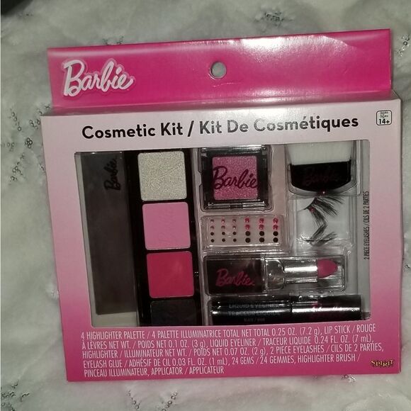 Barbie the Movie Adult Barbie Cosmetic kit new never remove from original Packag - Picture 11 of 15
